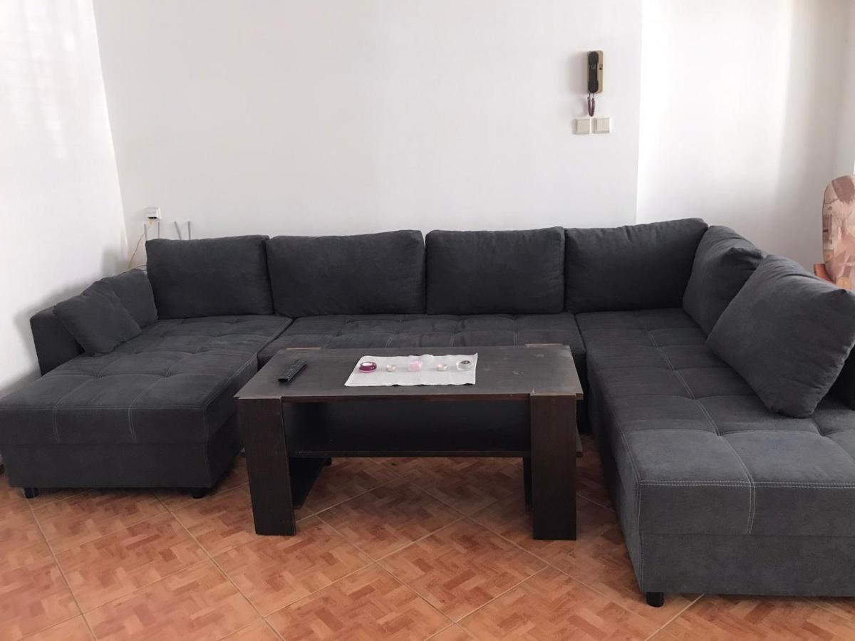 Dvacitka Lägenhet Ceske Budejovice Exteriör bild