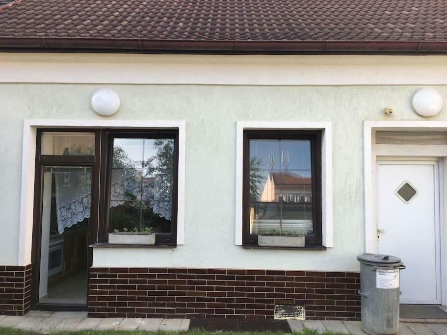 Dvacitka Lägenhet Ceske Budejovice Exteriör bild